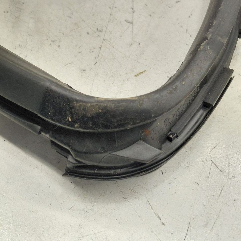 Nissan Versa Note Door Glass Window Seal Rubber Left Driver Front 2019