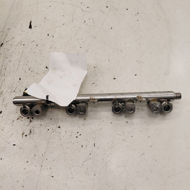 Kia Sportage Fuel Rail Injection Injector Mount Bar  2.4 2020 2021 202