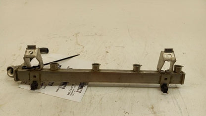 Ford Fiesta Fuel Rail Injection Injector Mount Bar 2011 2012 2013 2014