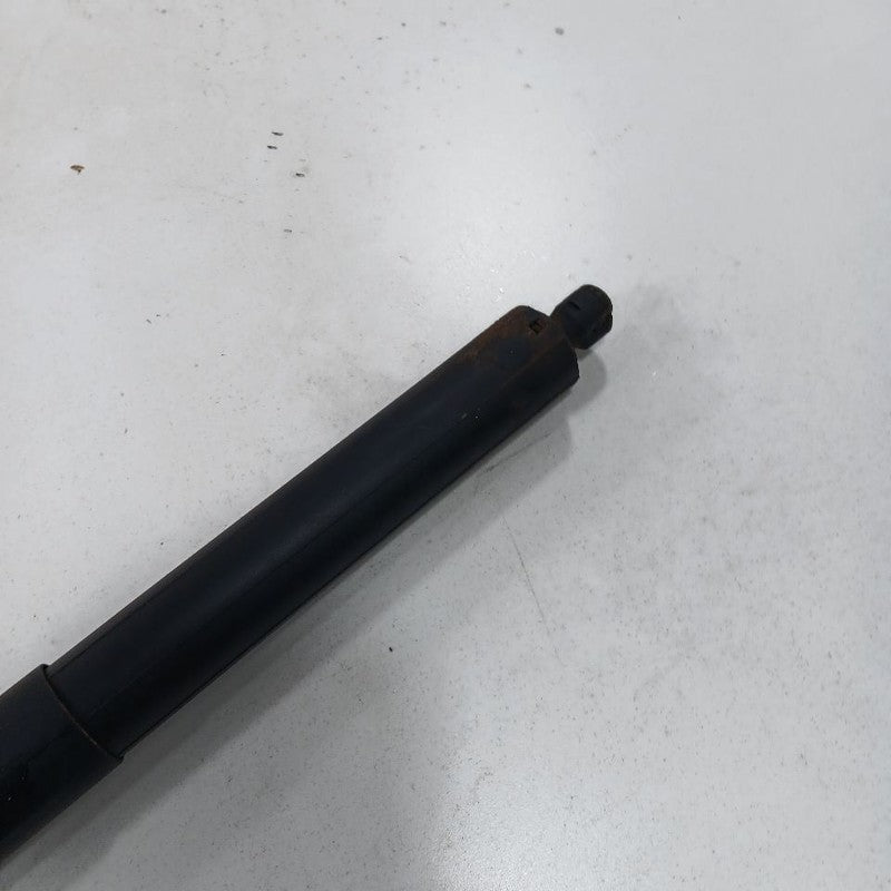 Jeep Cherokee Hatchback Hatch Back Trunk Lid Shock Strut Support  2015