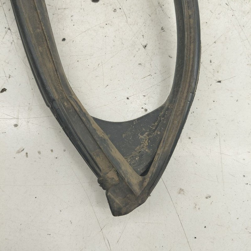 Honda CR-V Door Glass Window Seal Rubber Left Driver Front  2019 2018 