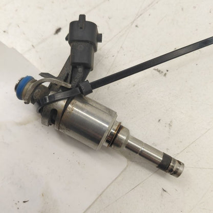 Fuel Injection Injector 1.6L Fits 12-17 Hyundai Accent