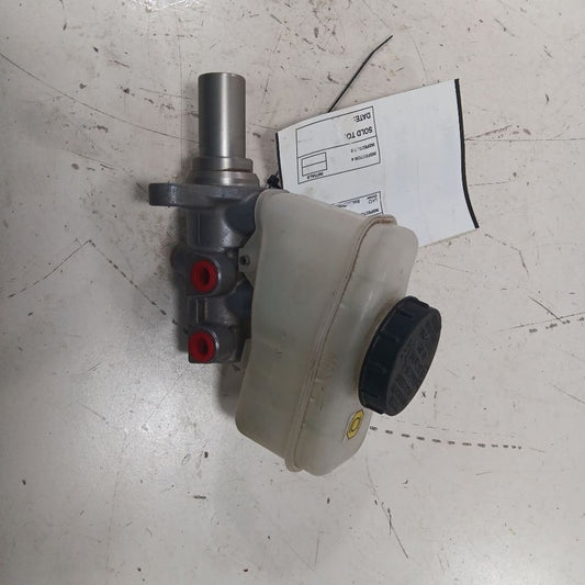 D60101CX5A Brake Master Cylinder With Adaptive Cruise Fits 14-17 INFINITI QX50