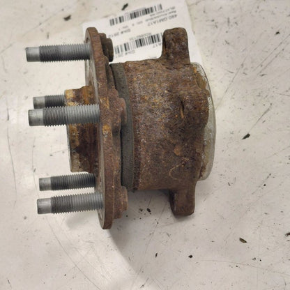 Chevy Volt Passenger Right Rear Spindle Knuckle Bearing Hub  2016 2017