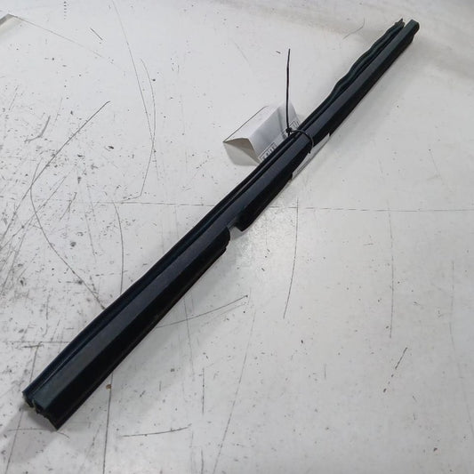 Ford Taurus Left Rear Weather Strip Interior  2019 2018 2017 2016 2015