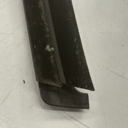 Buick Encore GX Left Front Weather Strip Interior  2022 2023 2024 2025