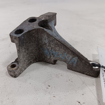 Fiat 500 AC Compressor Mount Bracket  2016 2017 2018 OEM