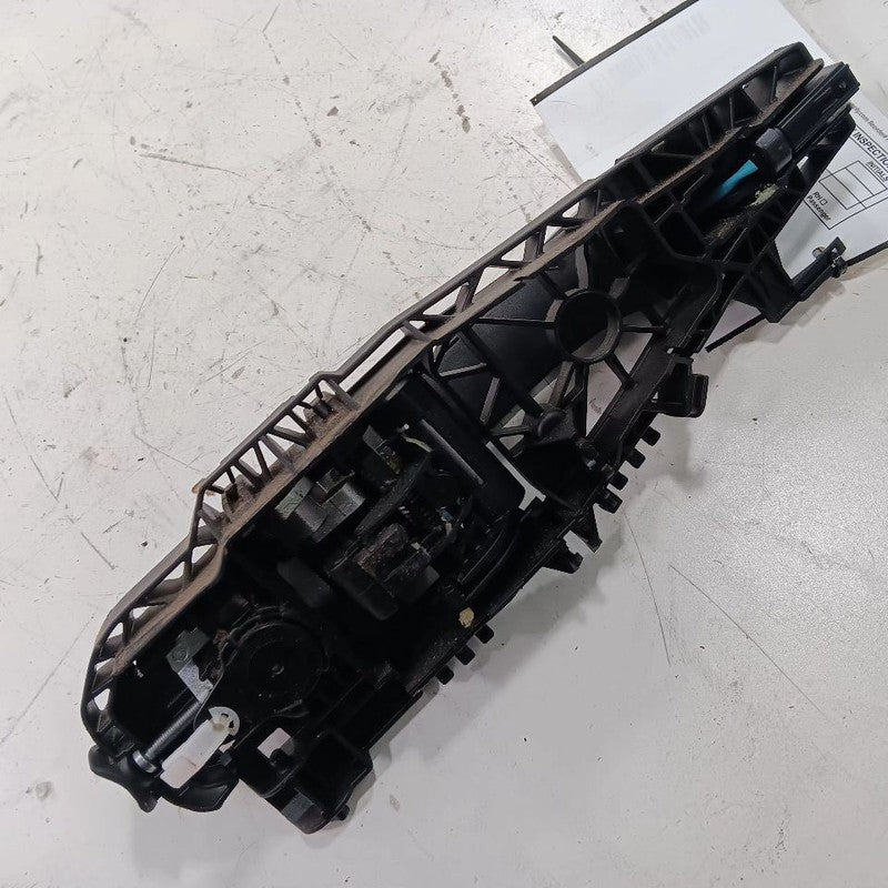 Driver Left Front Exterior Door Handle Fits 15-23 Jeep Renegade