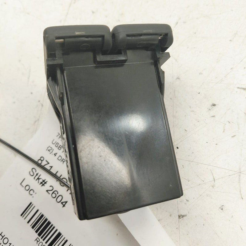 Honda CR-V USB Plug In Hub Port  2017 2018 2019