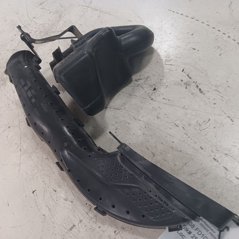 Ford Focus Air Cleaner Intake Air Resonator Front Dam 2018 2017 2016 2
