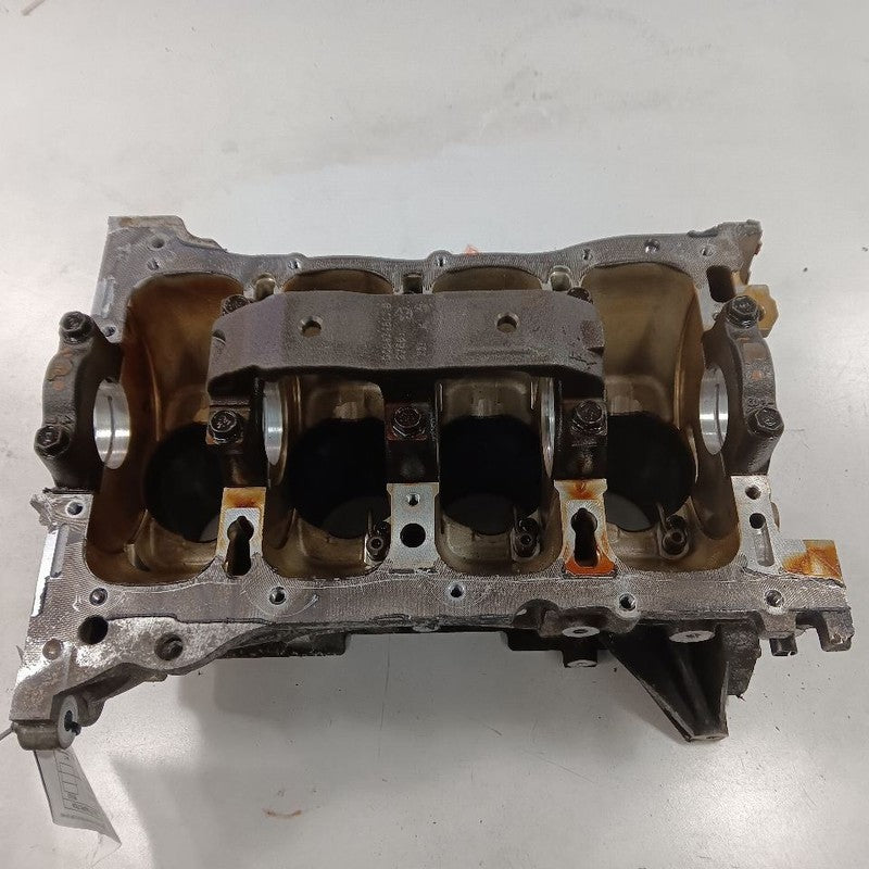 Bare Engine Cylinder Block 4 Door X Model 2.4L VIN B 8th Digit 16-17 F