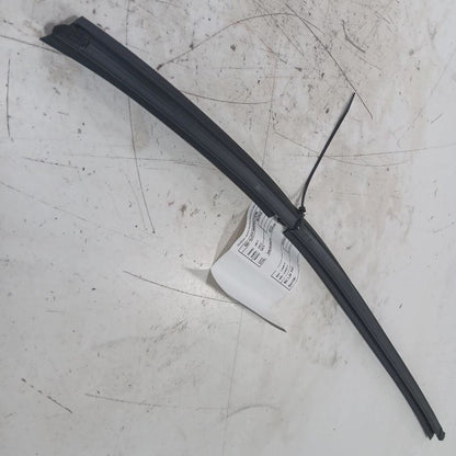 Hyundai Elantra Right Rear Weather Strip Interior  2017 2018 2019 2020