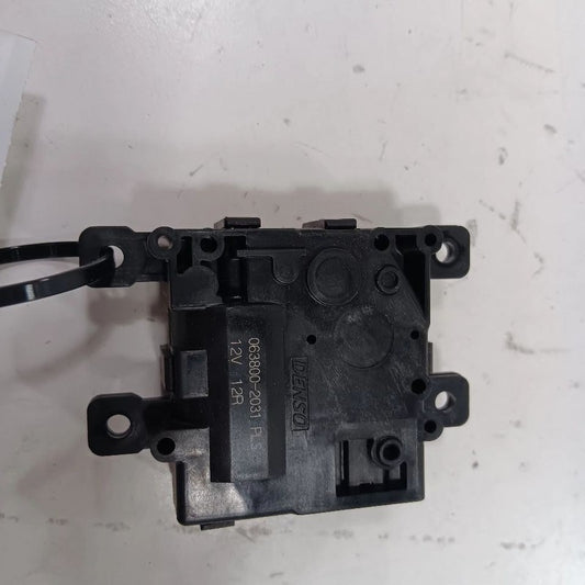 Toyota Prius C Flap Door Motor Heater AC Door Actuator  2017 2016 2015 2014 2013