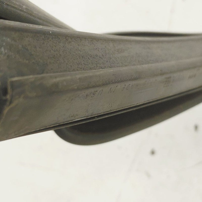 Chrysler 300 Door Glass Window Seal Rubber Left Driver Front  2017 201