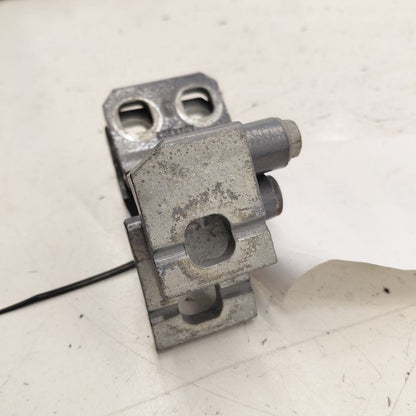 Alfa Romeo Stelvio Door Hinge Set Right Front Passenger  2018 2019 202