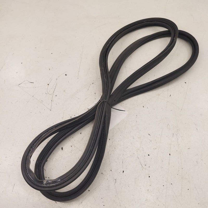 Chevy Trax Trunk Lid Hatch Door Rear Back Rubber Seal  2022 2021