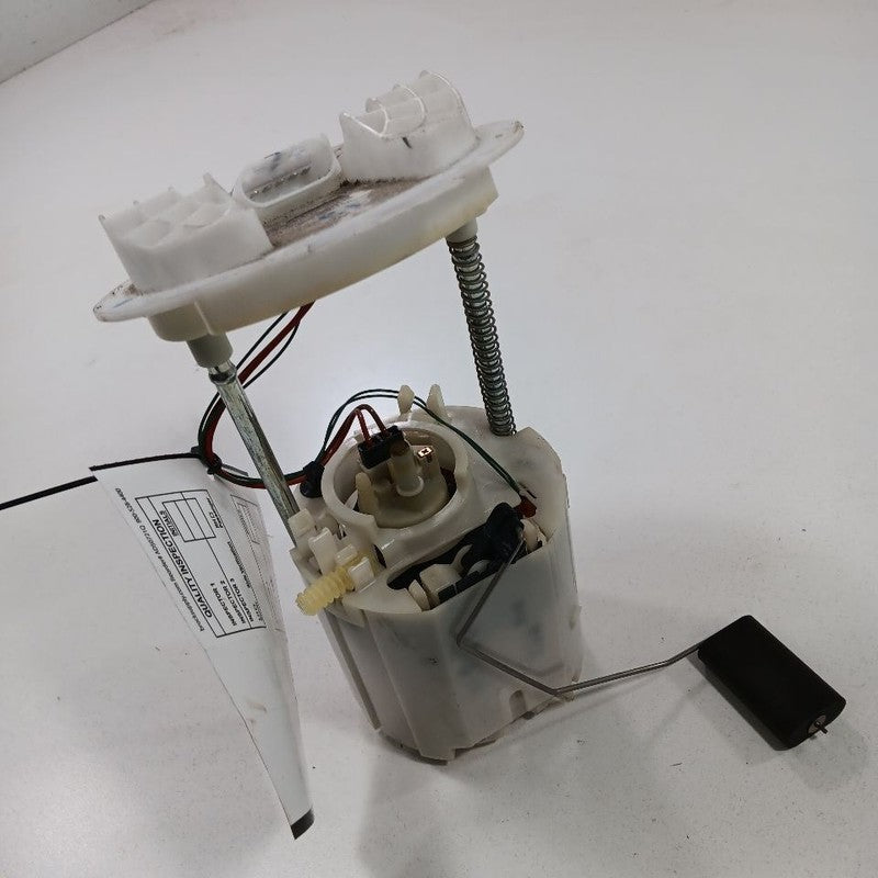 Chrysler 300 Driver Gas Fuel Pump Assembly Fuel Tank Mounted Fits 05-16