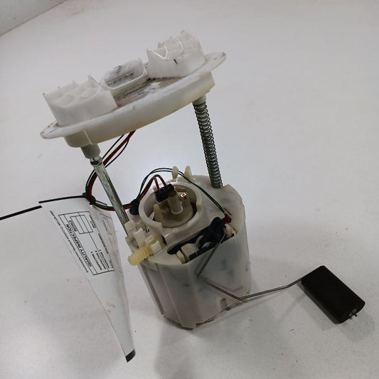 Chrysler 300 Driver Gas Fuel Pump Assembly Fuel Tank Mounted Fits 05-16