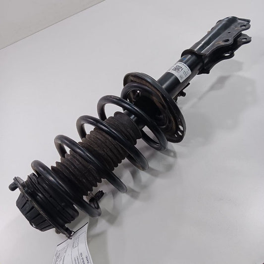 2025 GMC Acadia Passenger Right Front Strut