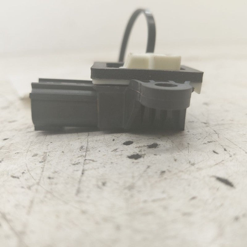 Hyundai Santa Fe Contact Sensor  2019 2020