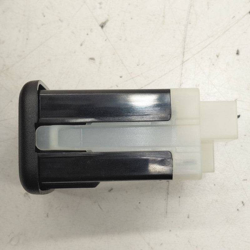 Chevy Volt USB Plug In Hub Port  2016 2017 2018 2019