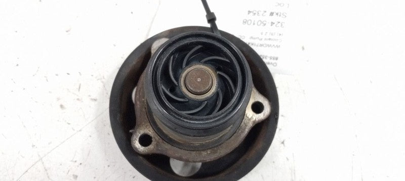 Coolant Pump 2.5L Fits 05-14 JETTA  OEM