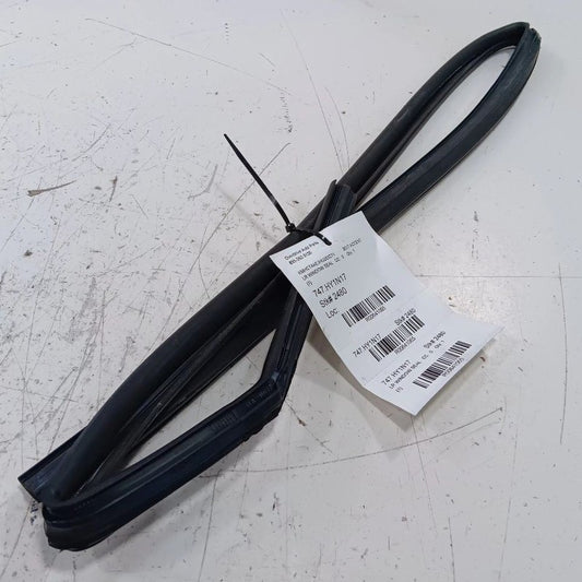 Hyundai Accent Door Glass Window Seal Rubber Left Rear Back 2014 2015 201