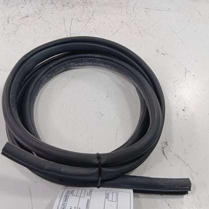 Subaru Outback Legacy On Body Door Jamb Seal Rear Right Passenger Back