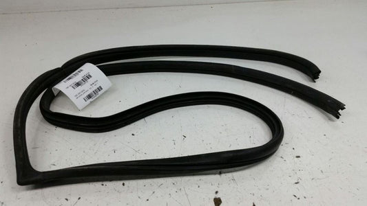 Hyundai Sonata On Body Door Jamb Seal Gasket Rear Right Passenger Back 2009 2010
