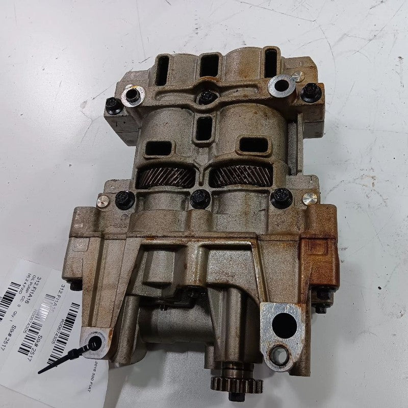 FIAT 500 2.4 Engine Oil Pump  2017 2016 OEM