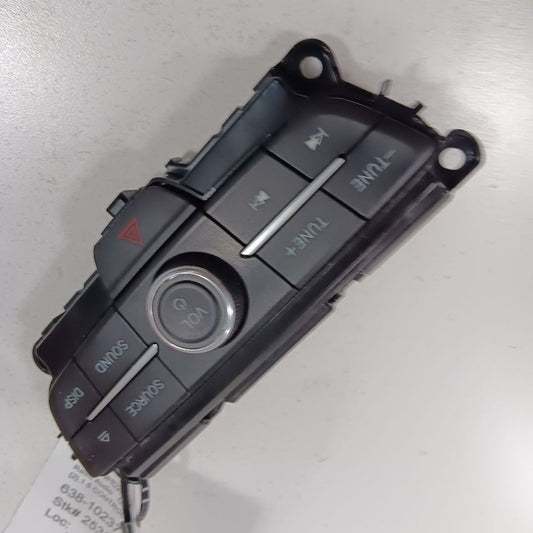 F1CZ18C858A Audio Equipment Radio Control Panel 8.0" Screen Fits 17-19 Ford Escape