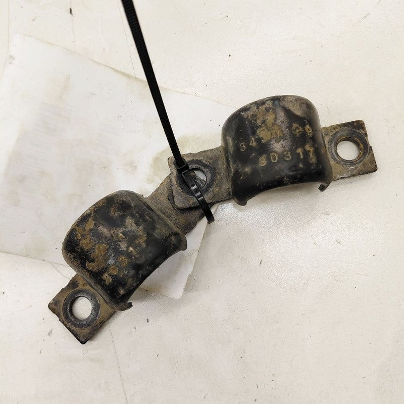 Chrysler 300 Rear Sway Bar Bushing Mounting Bracket  2017 2018 2019