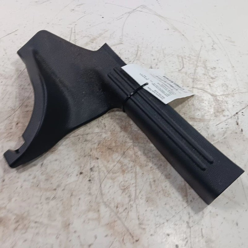 Kia Soul Sill Trim Plate Door Jam Threshold Left Rear  2017 2018 2019