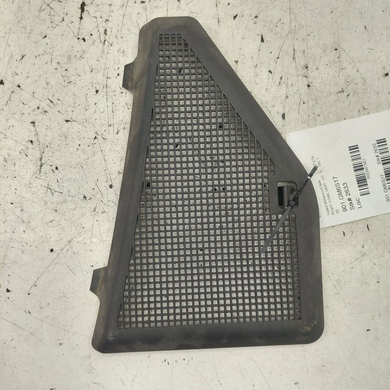 Cadillac CT6 Windshield Cowl Vent Panel Trim Cover Right Passenger  20