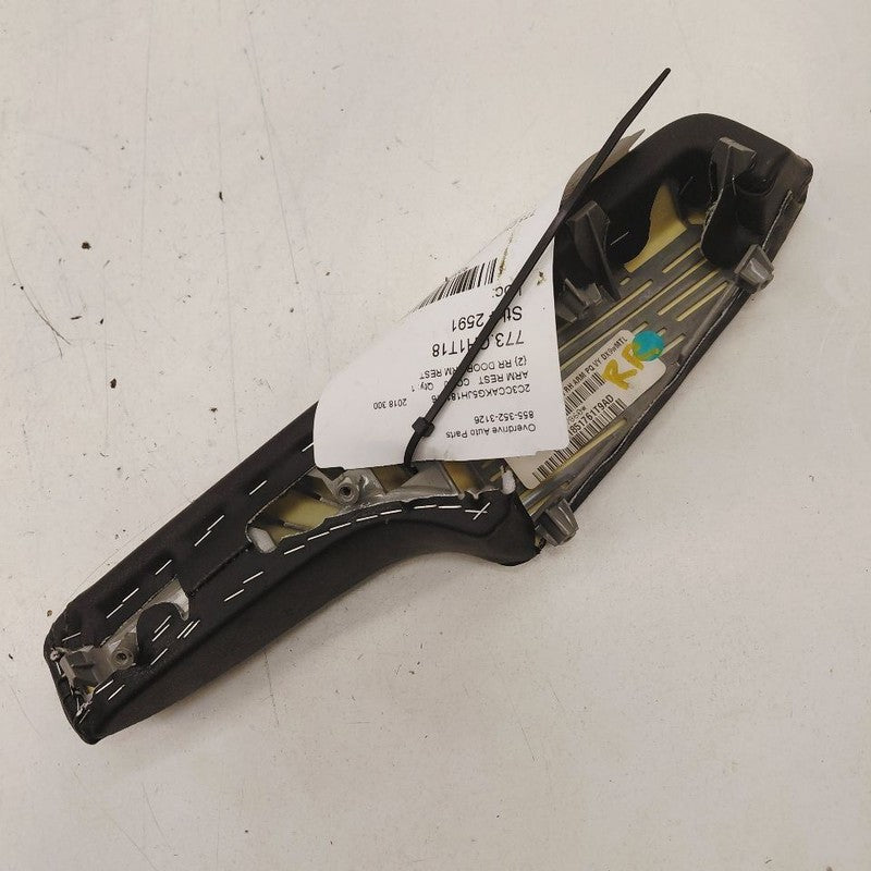 Chrysler 300 Passenger Right Rear Door Arm Rest  2017 2018 2019