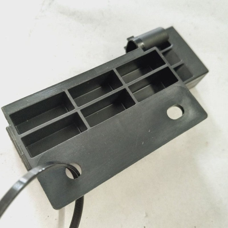 Fiat 500 X Model   Keyless Entry Antenna Module {68068148AA} 2016 2017