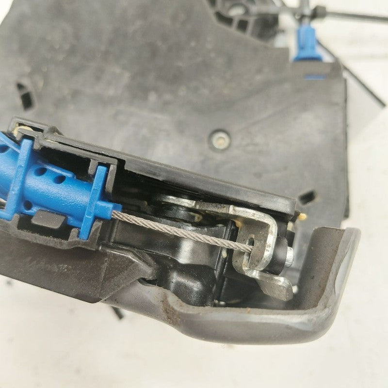 Chevy Volt Door Latch Lock Right Passenger Front  2019 2018 2017 2016 