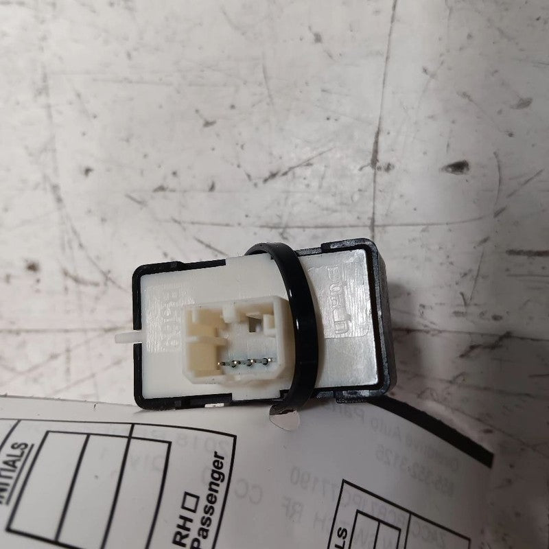 Jeep Renegade Power Window Switch Right Passenger Front  2015 2016 2017 2018