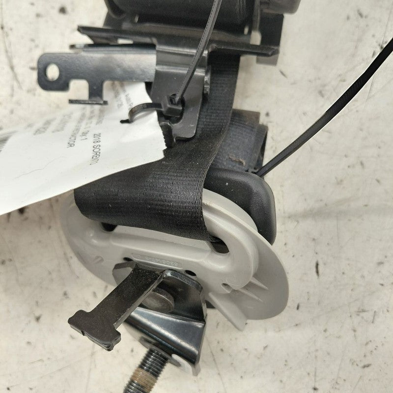 Kia Sorento Third Row Left Rear Seat Belt Strap Retractor 2018 2017 20