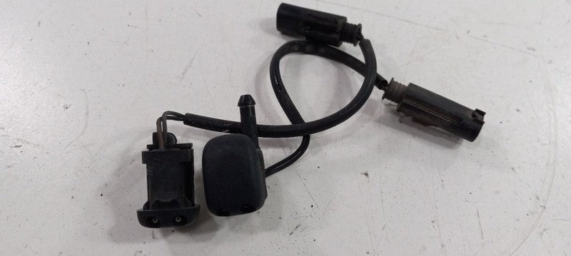 Range Rover Windshield Wiper Washer Fluid Hood Sprayer Nozzles 2003 20