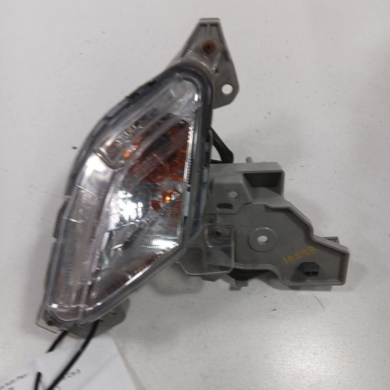 Driver Left Corner Lamp Turn Signal Fits 16-22 Mazda CX-3