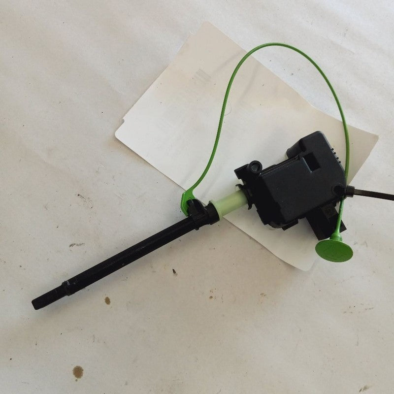 Volvo S60 Fuel Door Actuator {861131-36} 2018 2017 2016