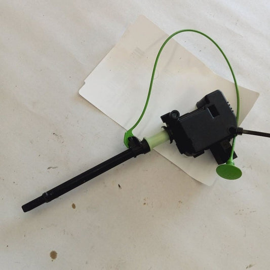 Volvo S60 Fuel Door Actuator {861131-36} 2018 2017 2016