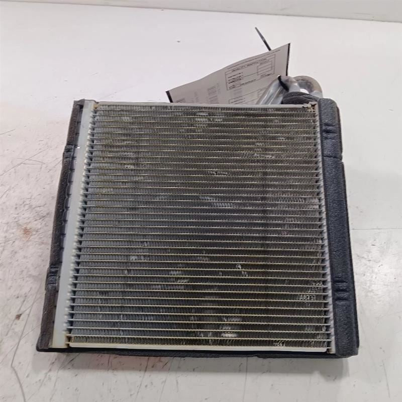 Air Conditioning AC Evaporator Fits 16-20 Chevy Malibu