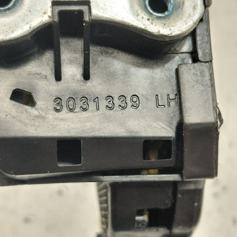 Nissan Versa Note Door Latch Lock Left Driver Front  2019 2018 2017