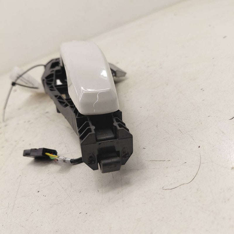 Passenger Right Front Door Handle Exterior Fits 12-15 Chevy Volt