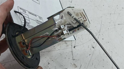 Lexus LS460 Fuel Gas Tank Sending Unit  2007 2008 2009 OEM