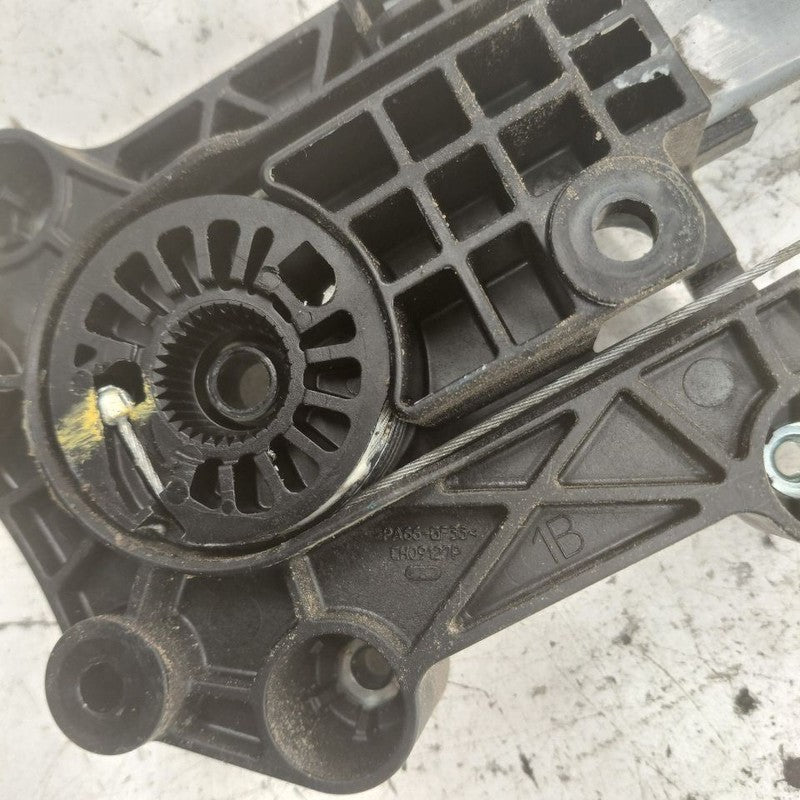 Left Rear Window Regulator Track Fits 15-24 Ford Edge