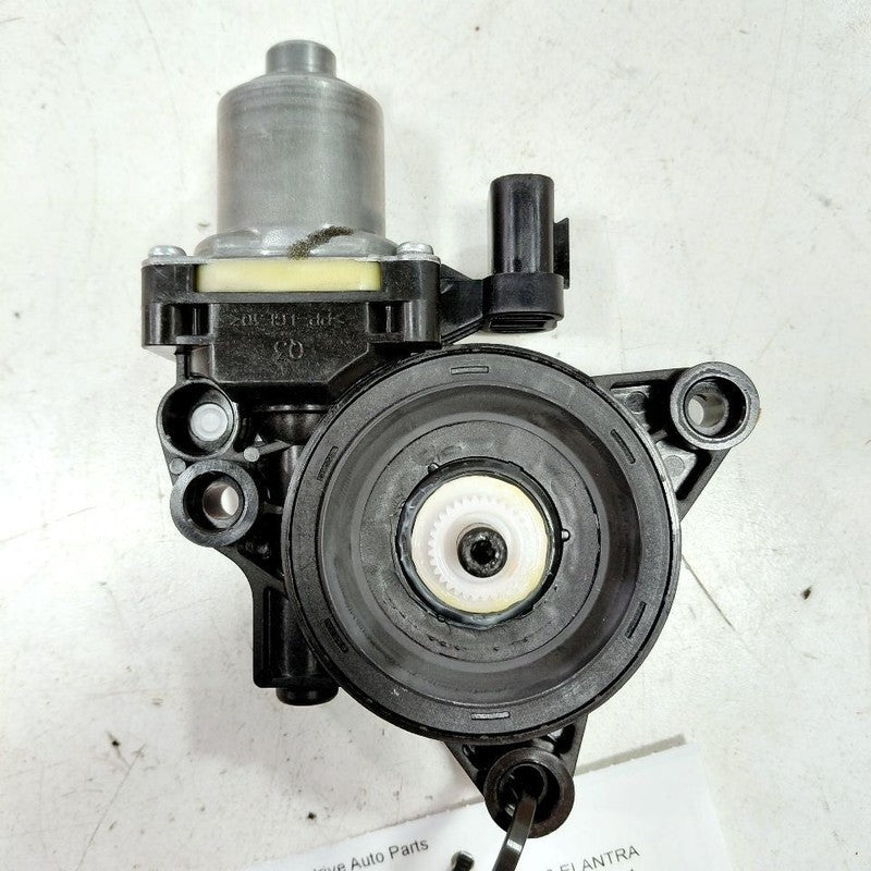Passenger Right Power Window Motor Front Fits 21-25 ELANTRA