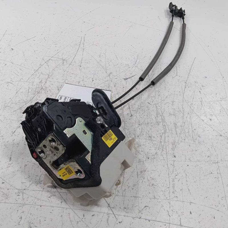 Kia Forte Door Latch Lock Right Passenger Front  2015 2016 2017 2018